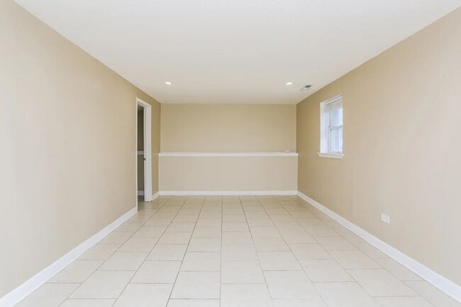 Building Photo - 22463 Imperial Dr