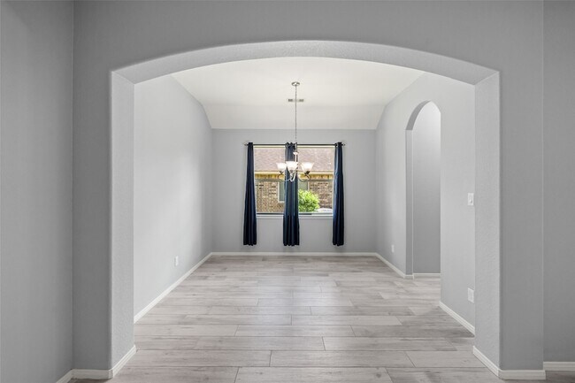 Building Photo - 2406 Winter Trail Dr