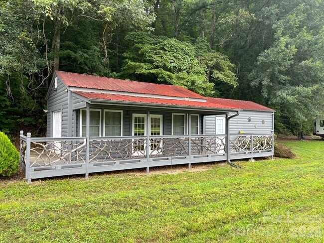 Building Photo - 1961 Cane Creek Rd