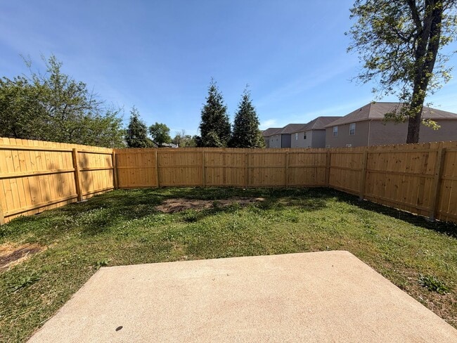 Building Photo - Nice 3 BR 2 Bath Available Now in Murfreesboro!