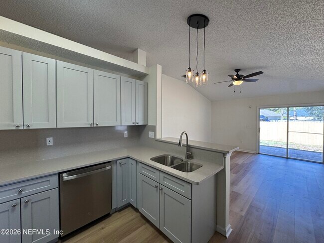 Building Photo - 8038 Timber Point Dr