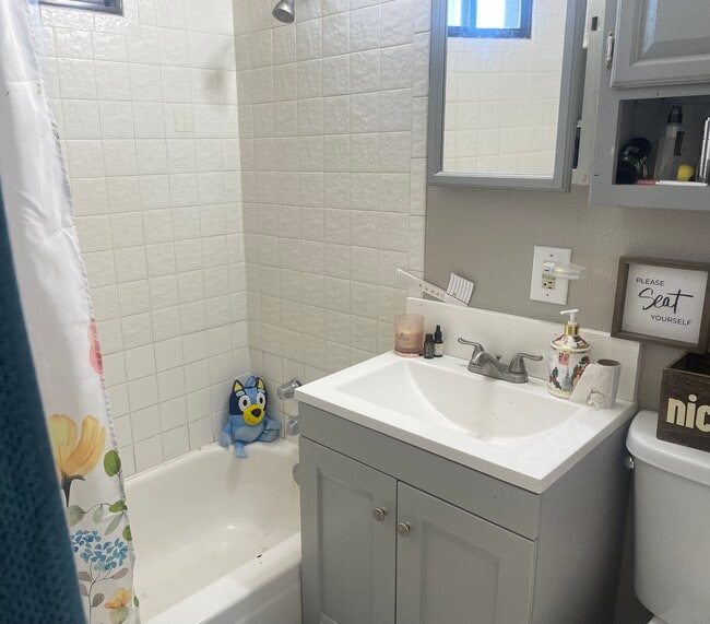 Building Photo - 374 Filmore Ave