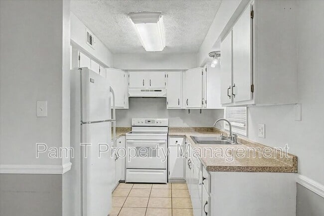 Building Photo - 48 Pointer Pl