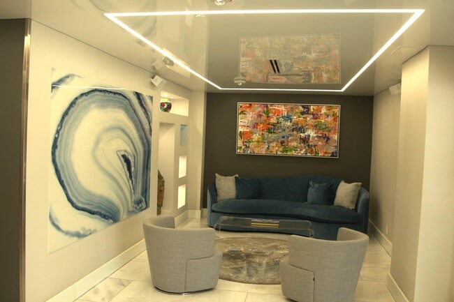 Building Photo - 340 Sunset Dr