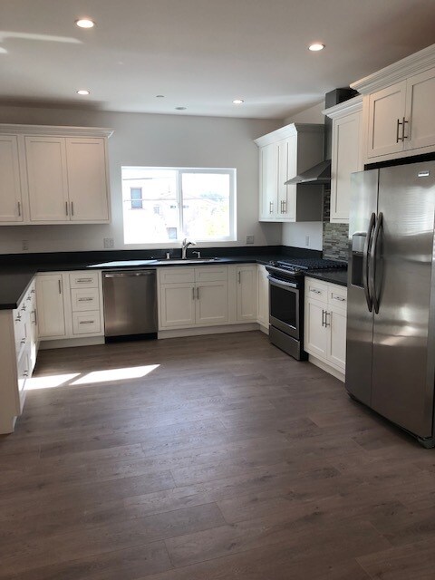 Building Photo - 8708 Olin St