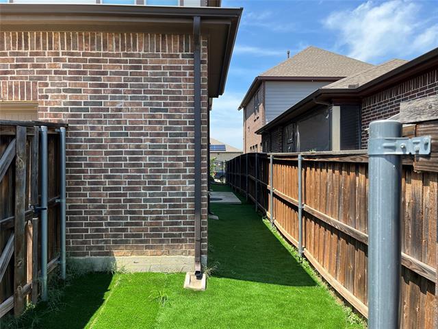 Building Photo - 1112 Amber Rose Way