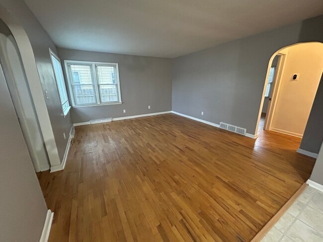 Building Photo - 938 Allen Rd