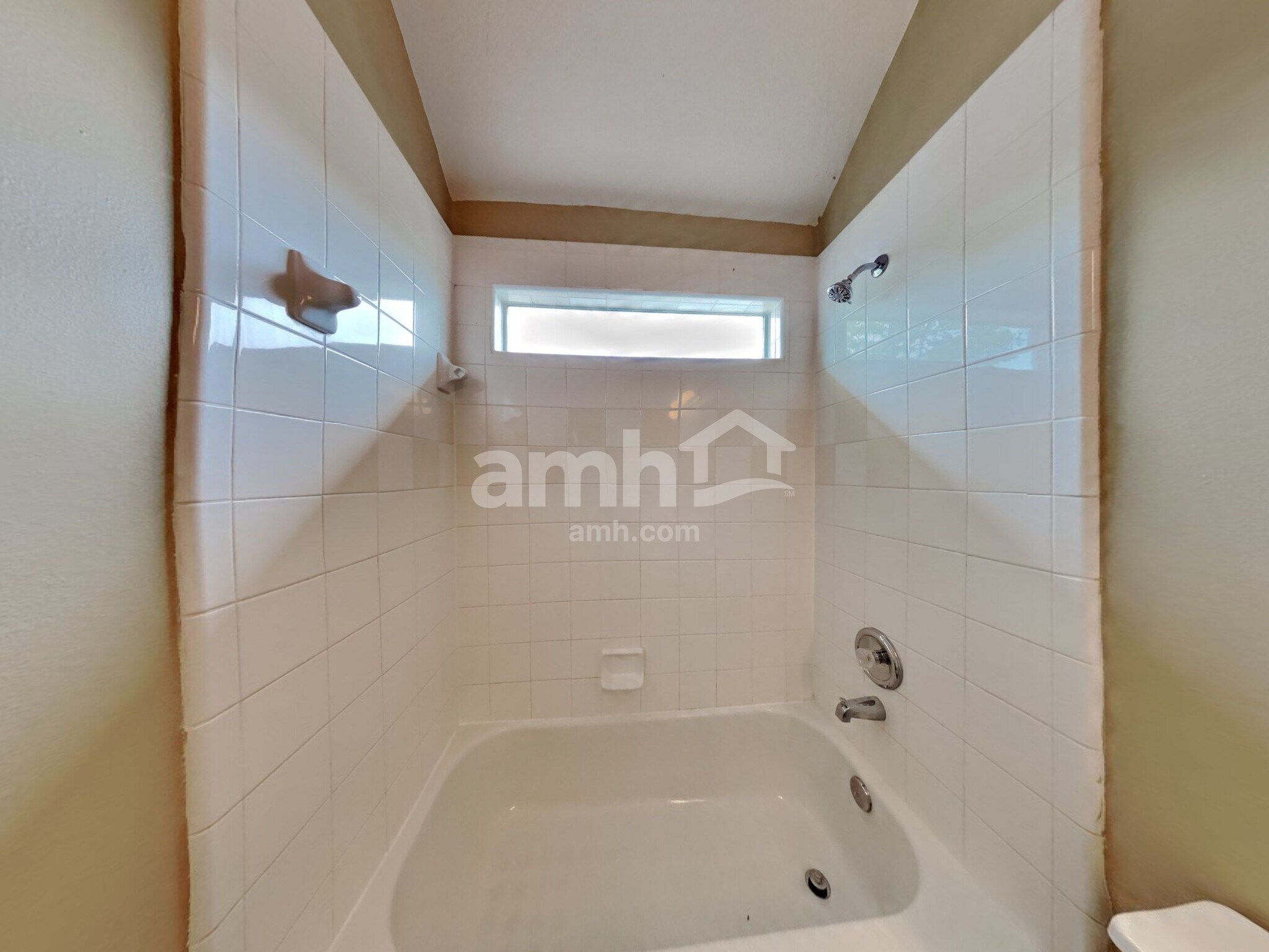 Building Photo - 26004 Castle Meadow Ln