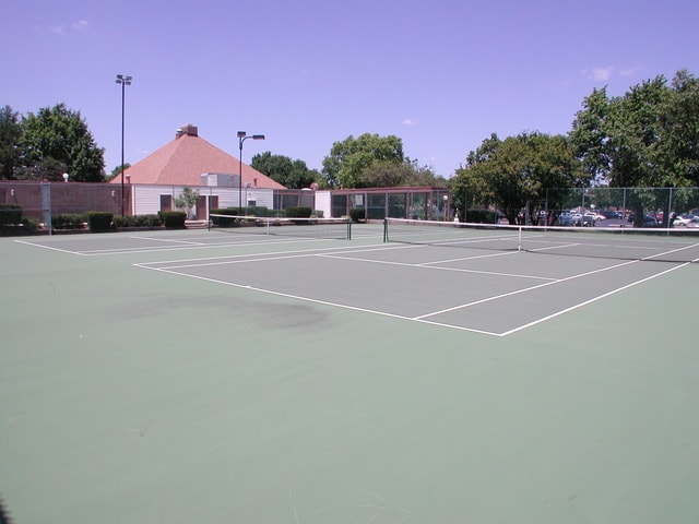 Building Photo - 1880 Bonnie Ln