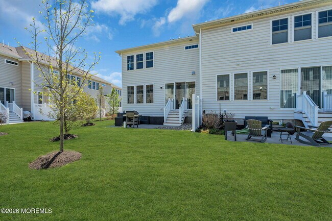 Building Photo - 2 Malcolm Way