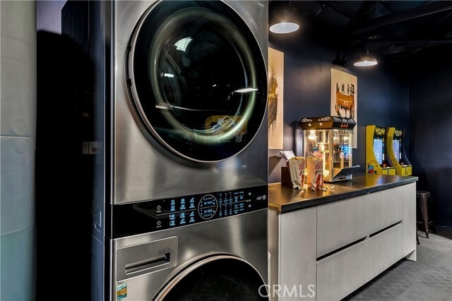 Building Photo - 2809 N Olive Ln