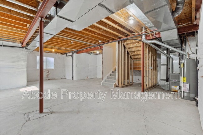 Building Photo - 2104 18th Ave