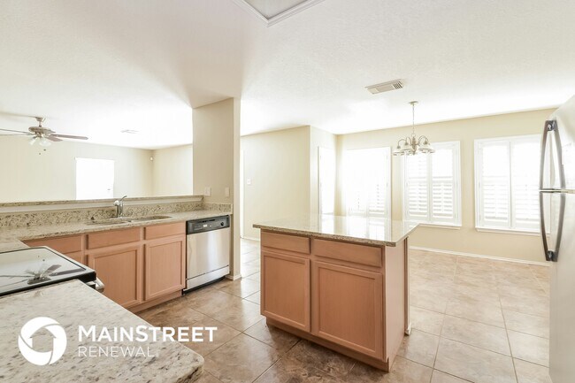 Building Photo - 802 Empresario Dr