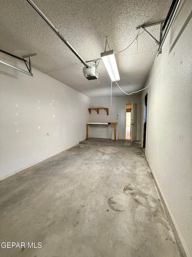 Building Photo - 3112 Wayside St