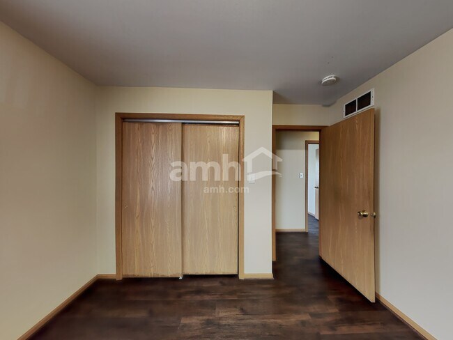 Building Photo - 370 Brink Drive