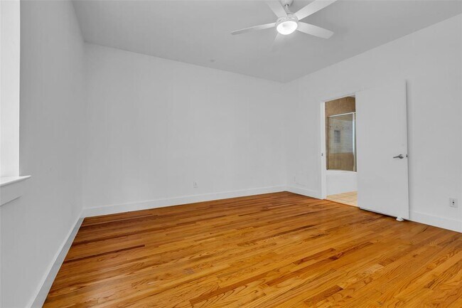 Building Photo - 4509B Eigel St