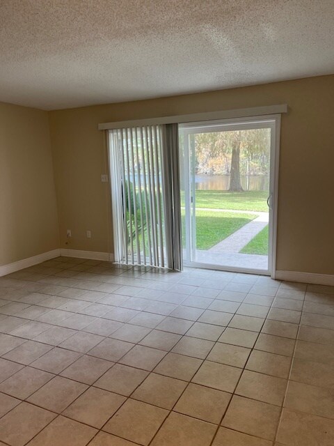 Building Photo - 2021 Bayou Ln