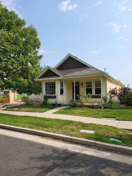 Building Photo - 2704 Breckenridge PL