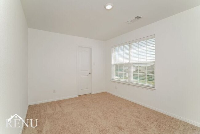 Building Photo - Coming Soon!