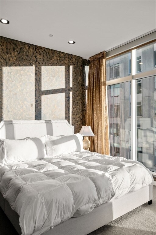 Building Photo - 88 Kingston St