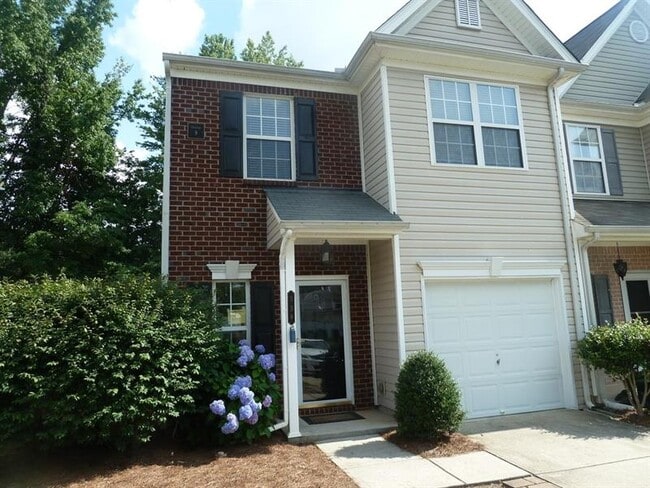 Building Photo - 338 Azalea Cir