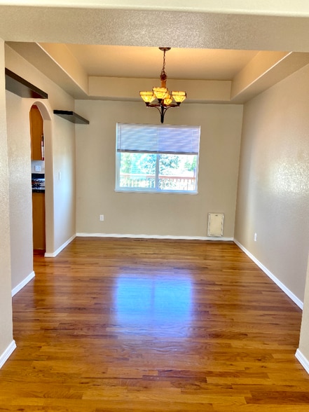 Building Photo - 8160 Cassabella Ct