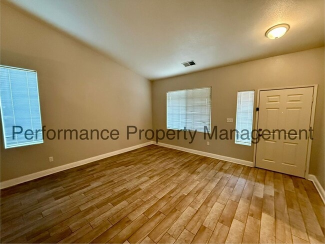 Building Photo - Stunning 4 Bed/2 Bath Riverlakes Home w/ Solar & $0 Deposit Option