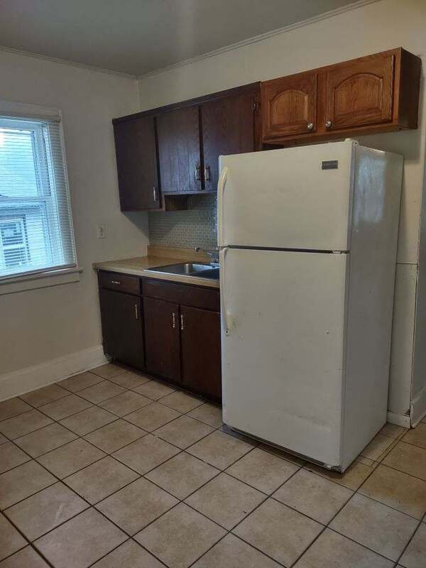 Building Photo - 638 N Winnebago St