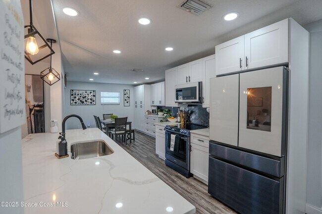 Building Photo - 629 Tupelo Dr