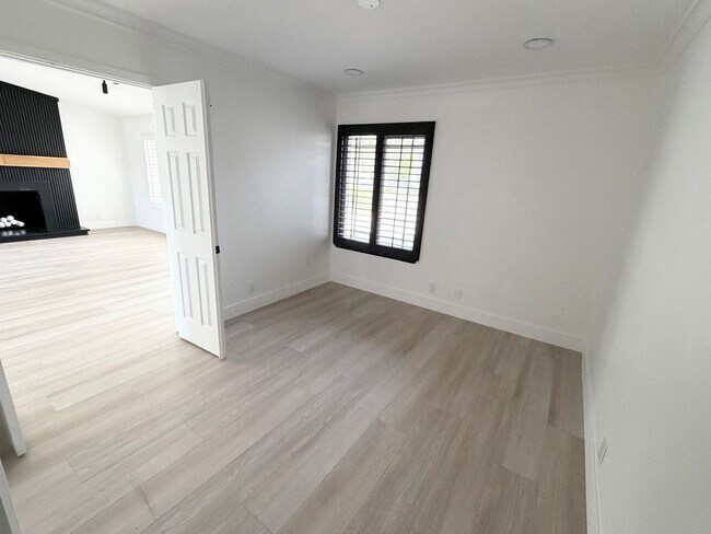 Building Photo - Beautifully Situated Home in an Established Diamond Bar Neighborhood - Utilities Included