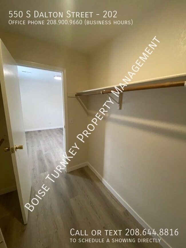 Building Photo - 550 S Dalton Ln