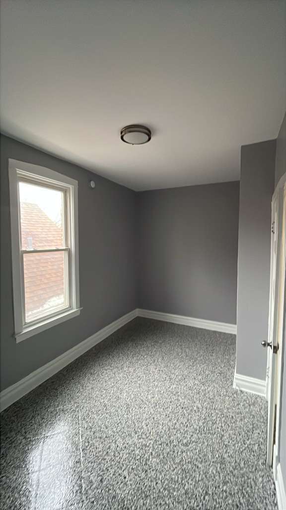 Building Photo - 2311 S Central Ave