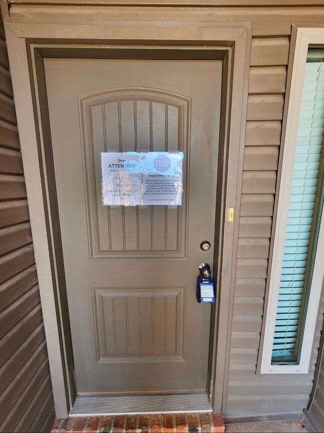 Building Photo - 3 bed 2 bath 2 car garage in Lone Star Trails!