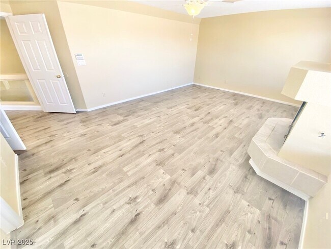 Building Photo - 8482 Canvas Vest Ct