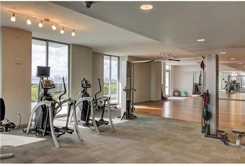 Building Photo - 1700 John F Kennedy Causeway