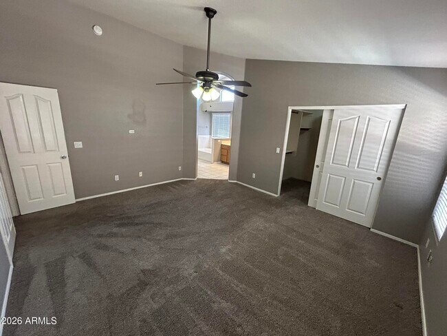 Building Photo - 1453 E Sierra Madre Ave