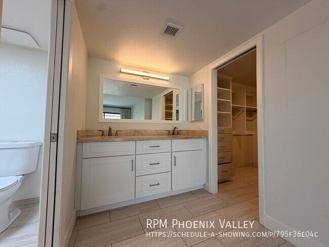 Building Photo - 7826 E San Miguel Ave
