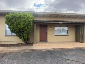 Building Photo - 1800 E Fry Blvd