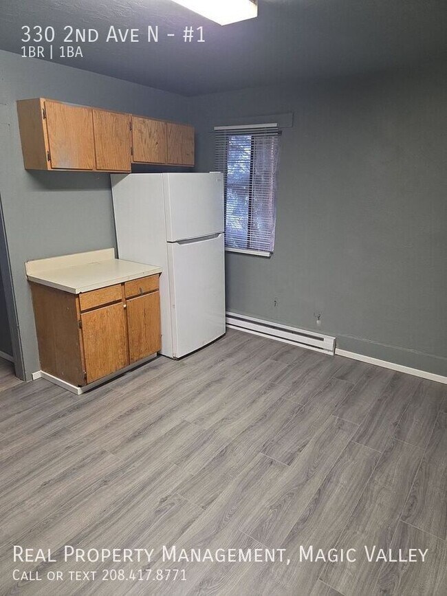 Building Photo - 330 2nd Ave N