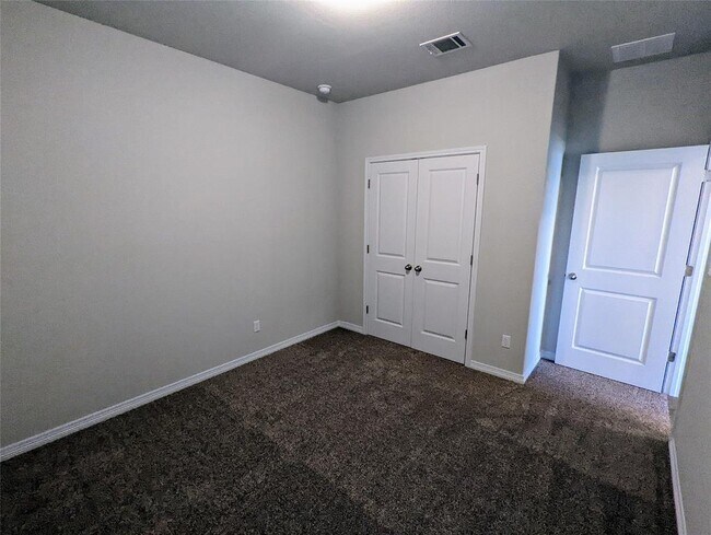 Building Photo - 408 Trailing Lantana Ln
