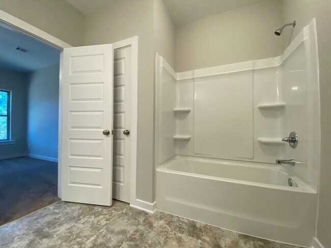 Building Photo - Home for Rent in Brookwood, AL! COMING SOO...