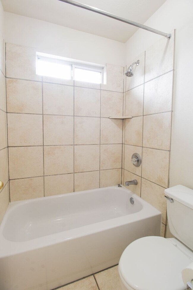 Building Photo - 9207 Camborne
