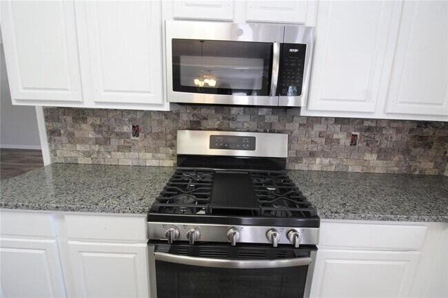 Building Photo - 1525 Woodpoint Way