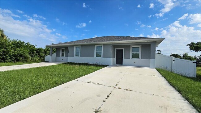 Building Photo - 10446 Kidron Ave