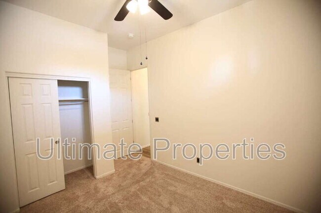 Building Photo - 26134 N Desert Mesa Dr