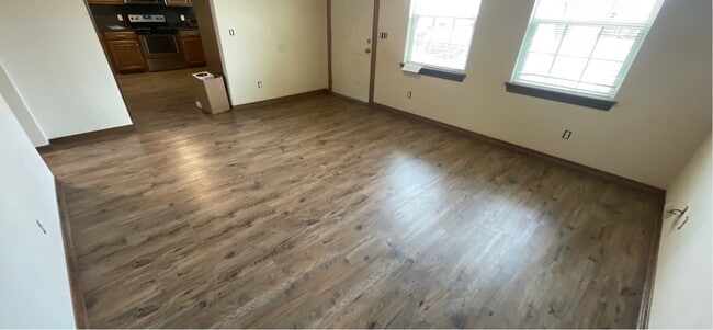 Building Photo - 404 Boston St