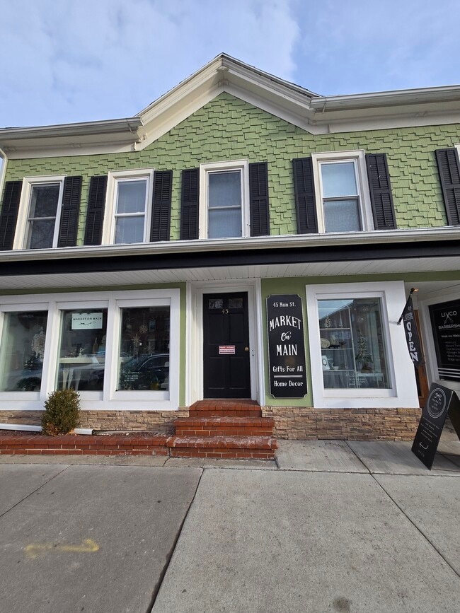 Building Photo - 45 Main St