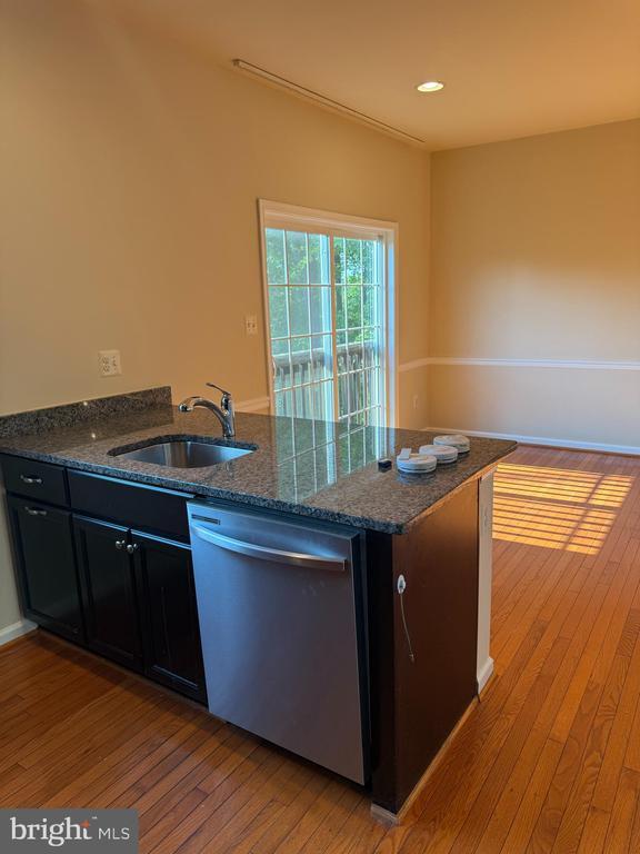 Building Photo - 6518 60th Ave