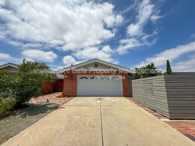 Building Photo - 6051 Bounty St