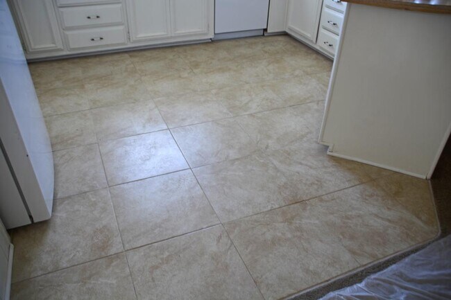 Building Photo - 13969 Rapture Rd